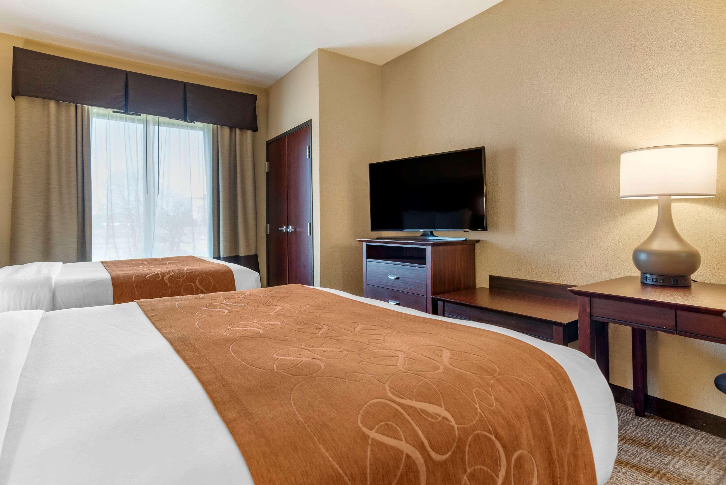 Comfort Suites Airport South Монтгомері Екстер'єр фото