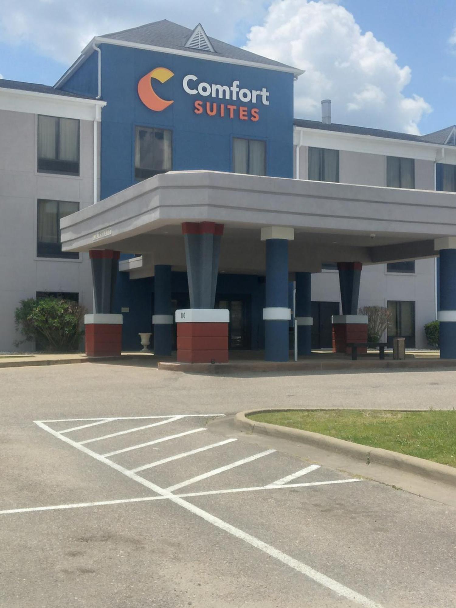 Comfort Suites Airport South Монтгомері Екстер'єр фото